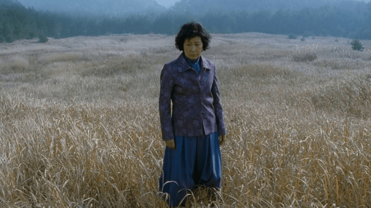 Simplistic yet Expressive Dialogue Sequences and Camera Movements in Bong Joon-Ho’s ‘Mother’ (2009)